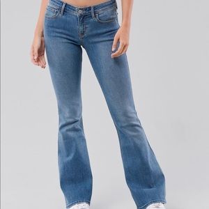 HOLLISTER y2k low rise flare jeans